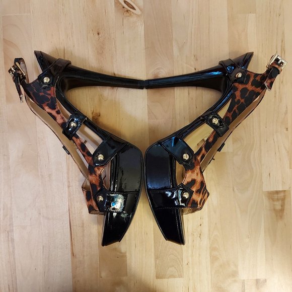 Guess Shoes - Guess WG Deceit Platform Heels